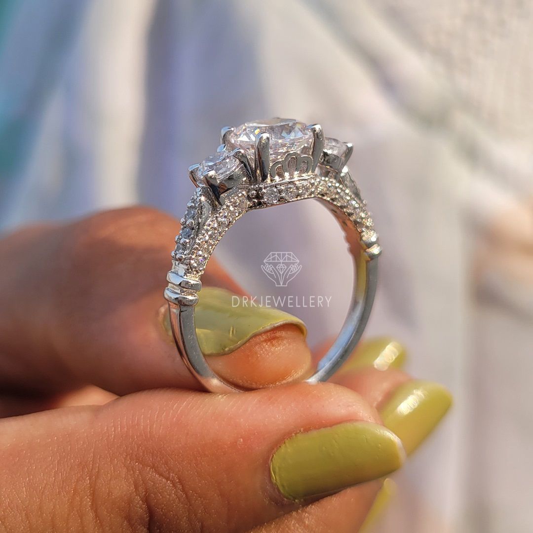 round cut ring,wedding ring,engagement ring,gift for her,thre stone ring, pave set ring,persoalised gifts