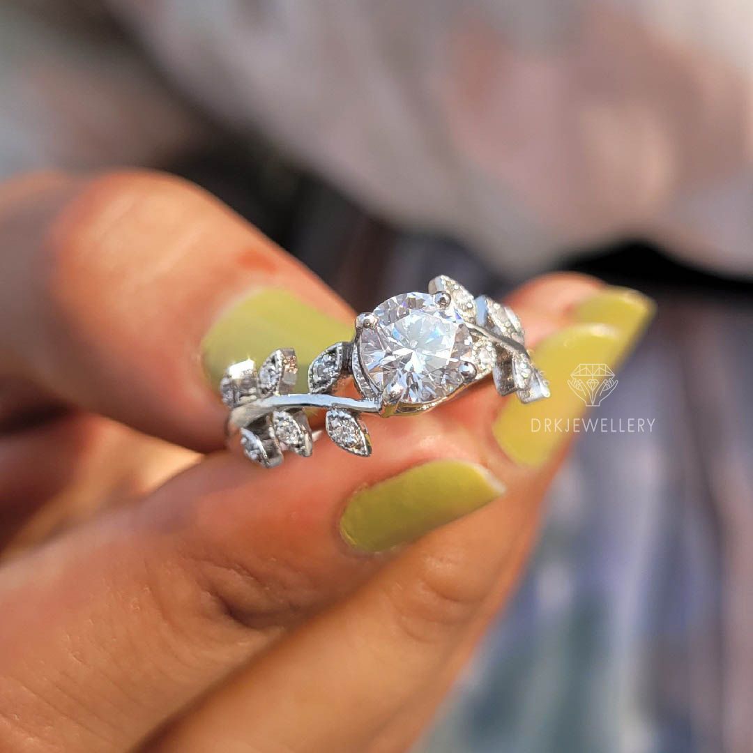 Round cut ring,vintage ring,nature inspired ring,leaf style ring,white gold ring,gifts for her