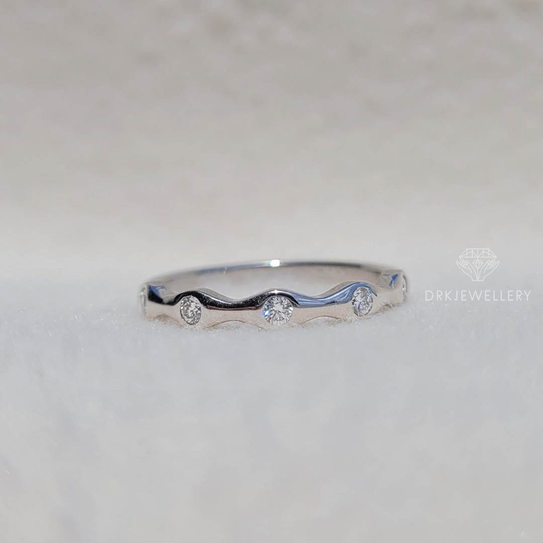 Wave Style Round Cut Diamond Flush Set Band