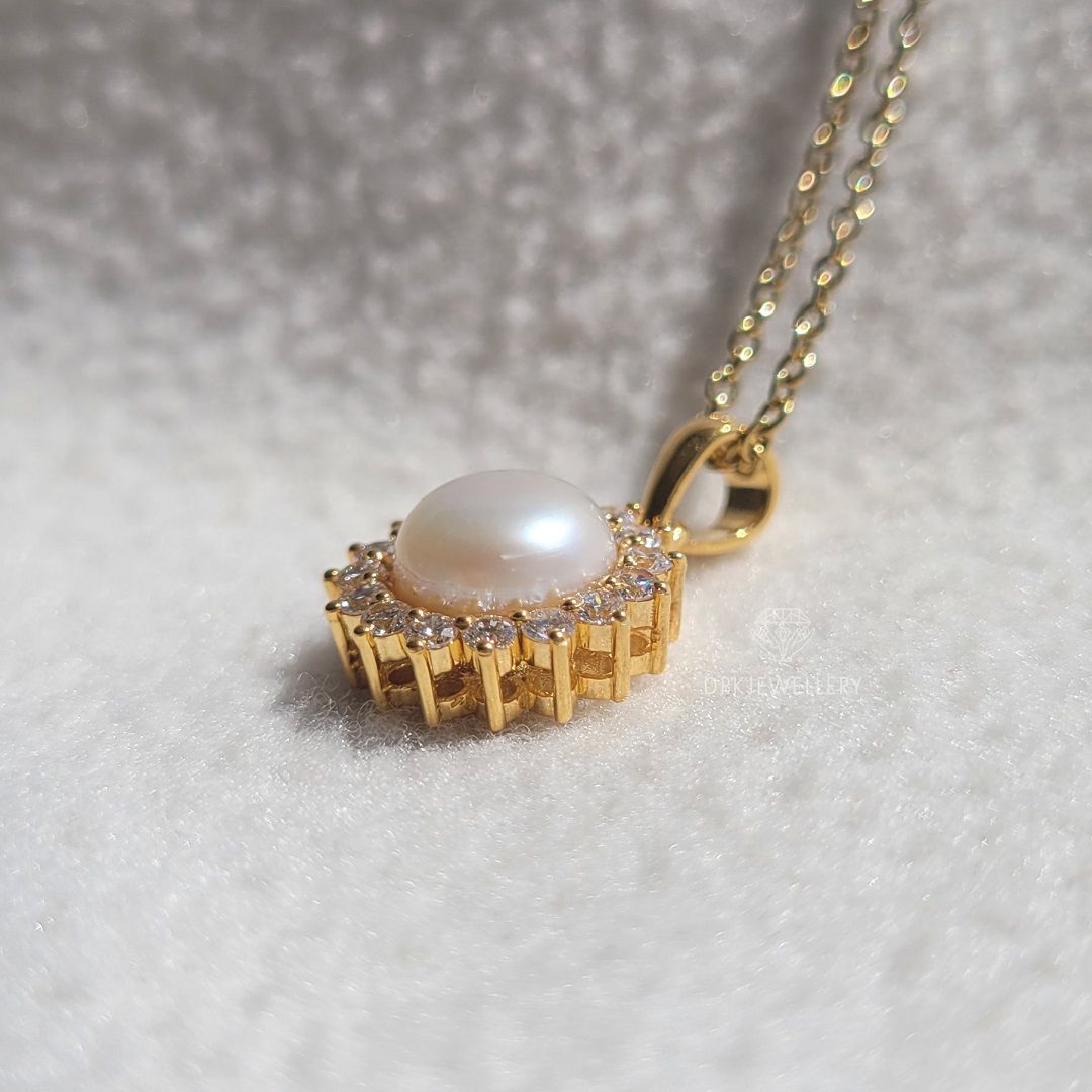 Pearl & Moissanite Halo Pendant With 14K Gold