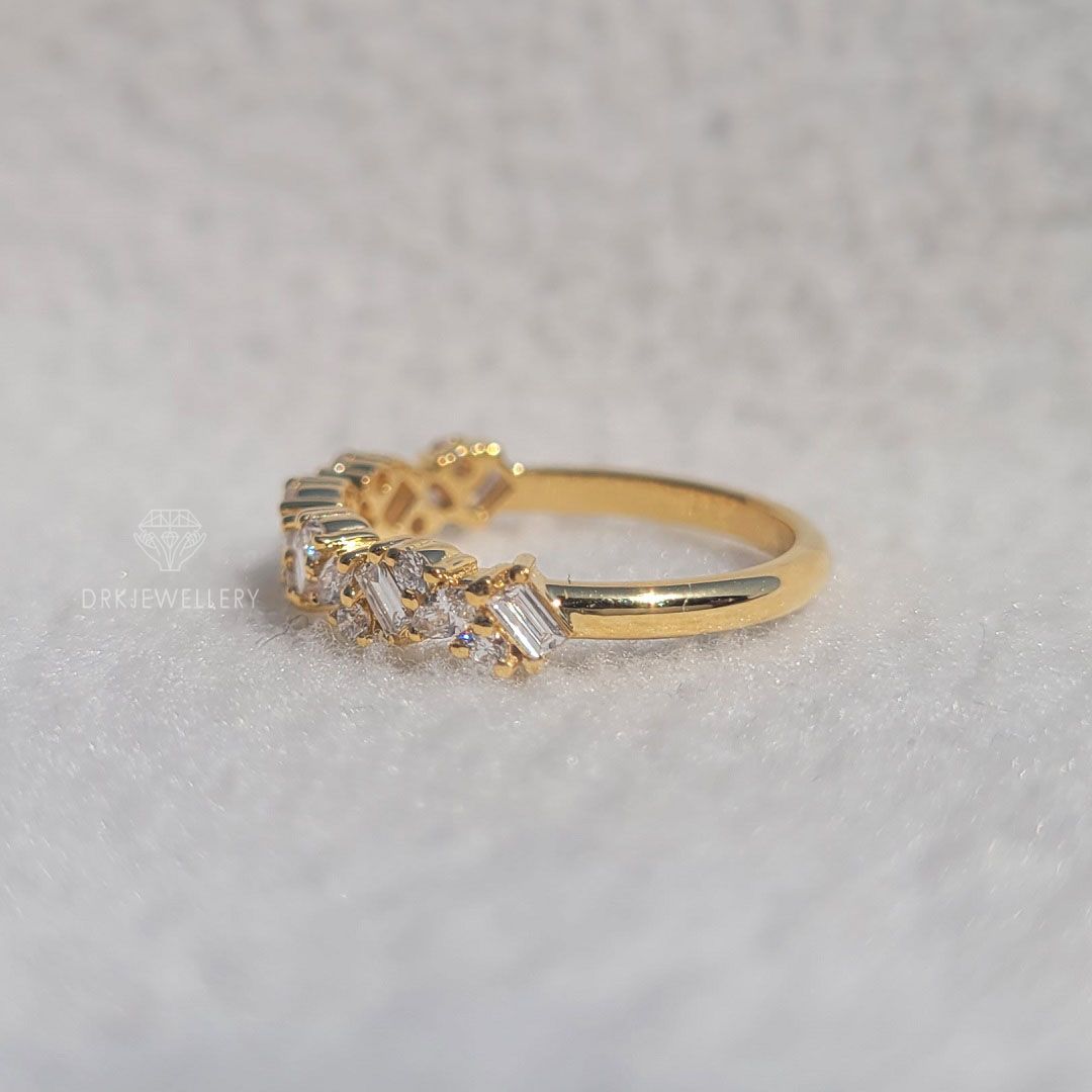 Unique Malti Shaped Lab Grown Diamond Gold Band