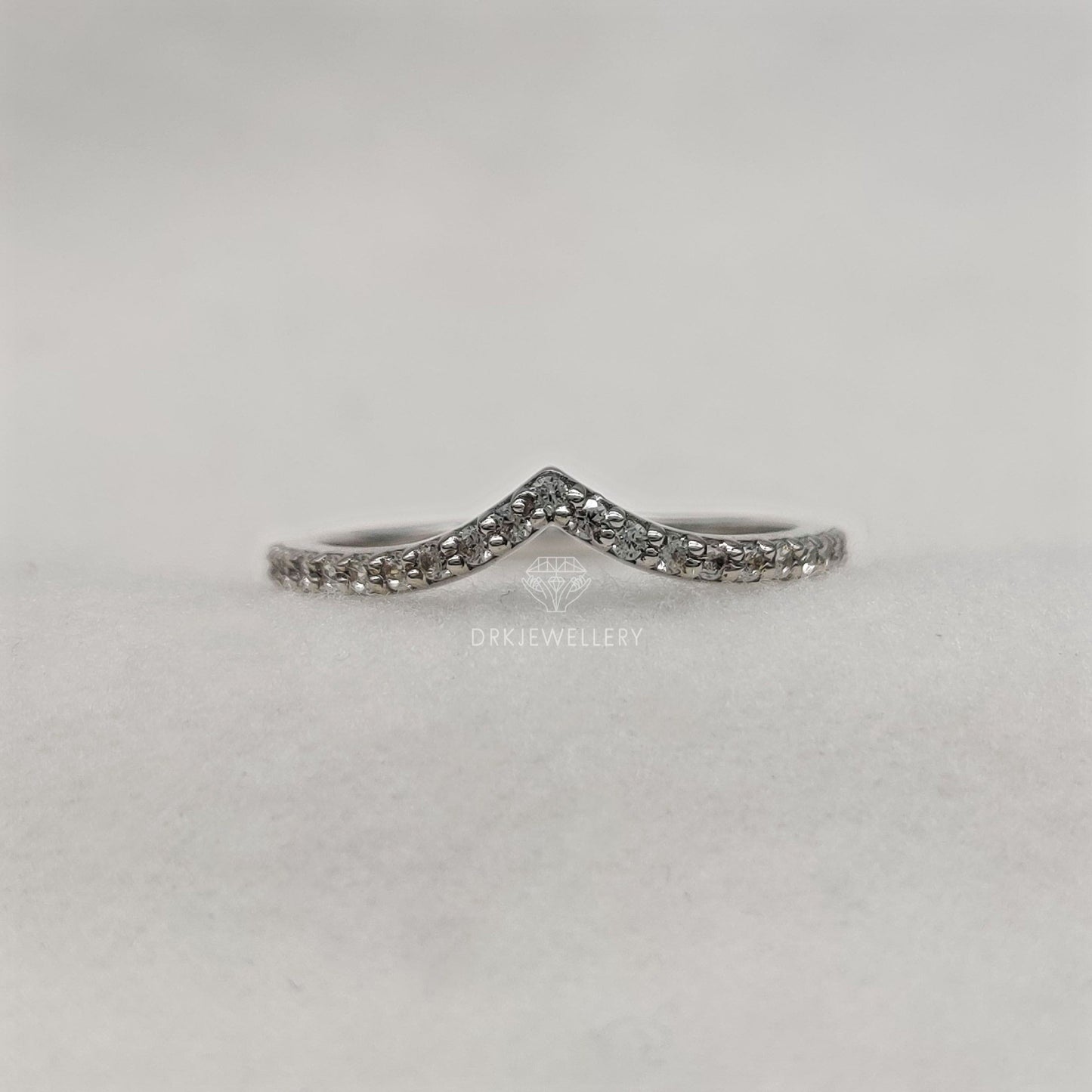 Round Pave Set Lab Grown Chevron Band With 14K Gold