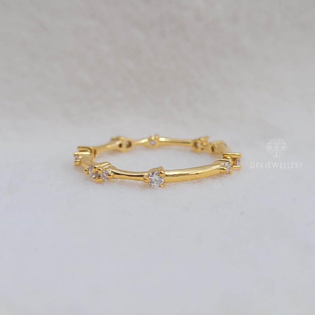 Twig Branch Style Round Diamond 14K Gold Wedding Band