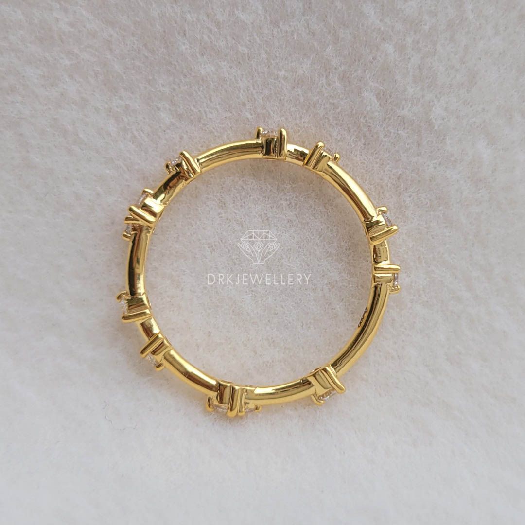 Twig Branch Style Round Diamond 14K Gold Wedding Band