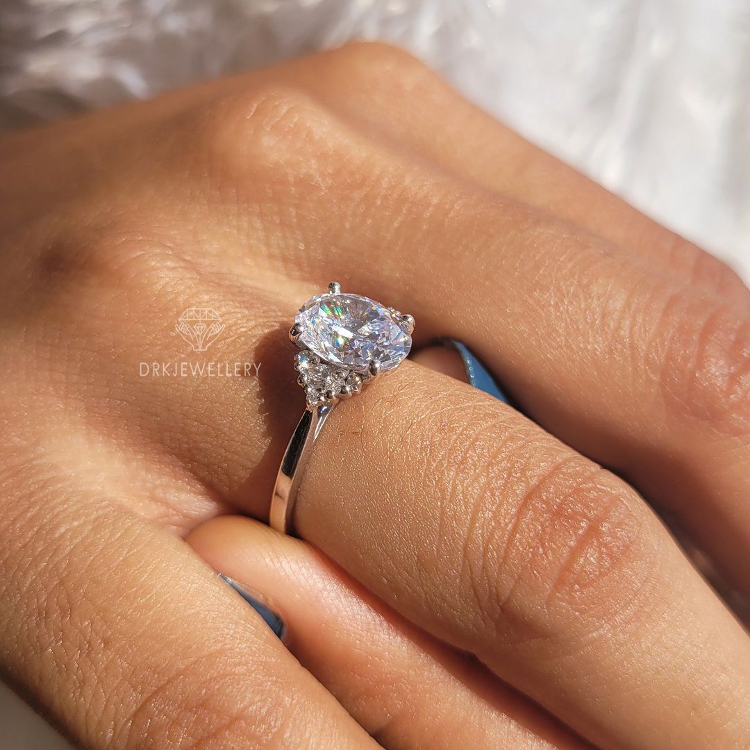 1.5 Ct Oval Cut Moissanite Cluster Engagement Ring
