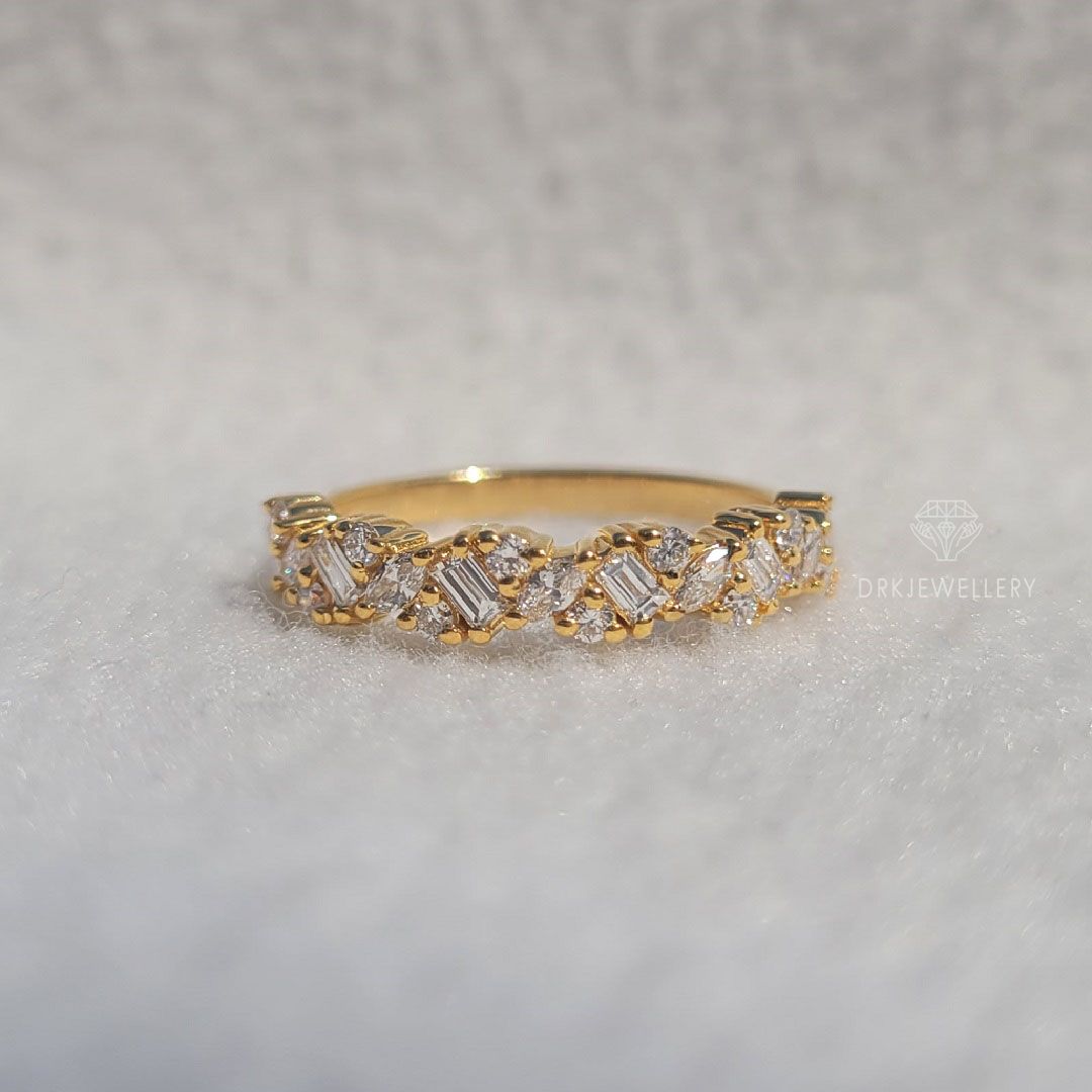 Unique Malti Shaped Lab Grown Diamond Gold Band