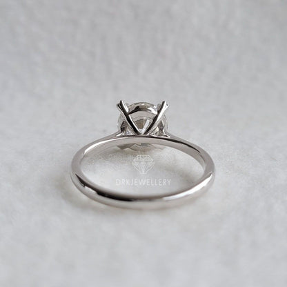 Unique Round Cut Lab Grown Diamond Solitaire Gold Ring