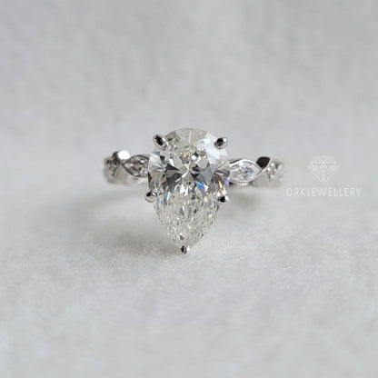 3 Ct Pear Cut Lab Grown Diamond Gold Enagagement Ring