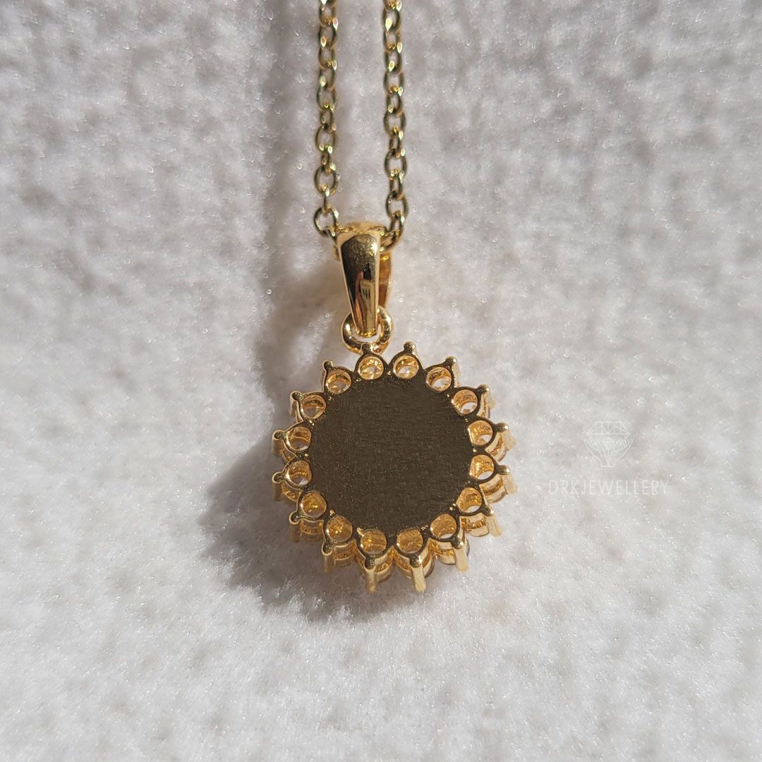 Pearl & Moissanite Halo Pendant With 14K Gold