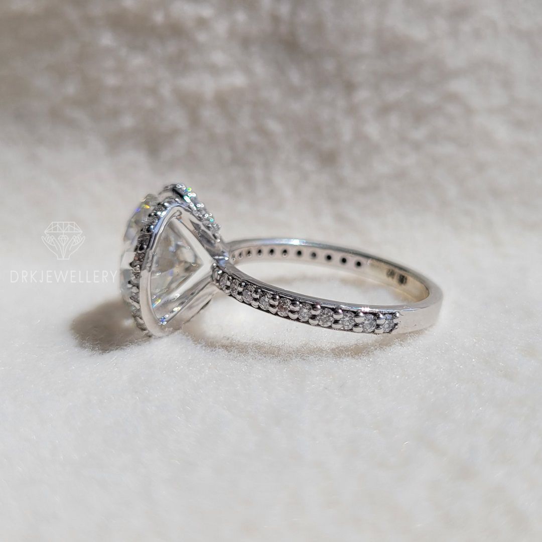 Vintage Round Cut Hidden Halo Moissanite Wedding Gold Ring