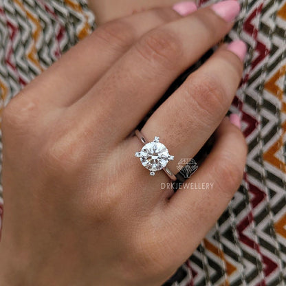 Unique Round Cut Lab Grown Diamond Solitaire Gold Ring