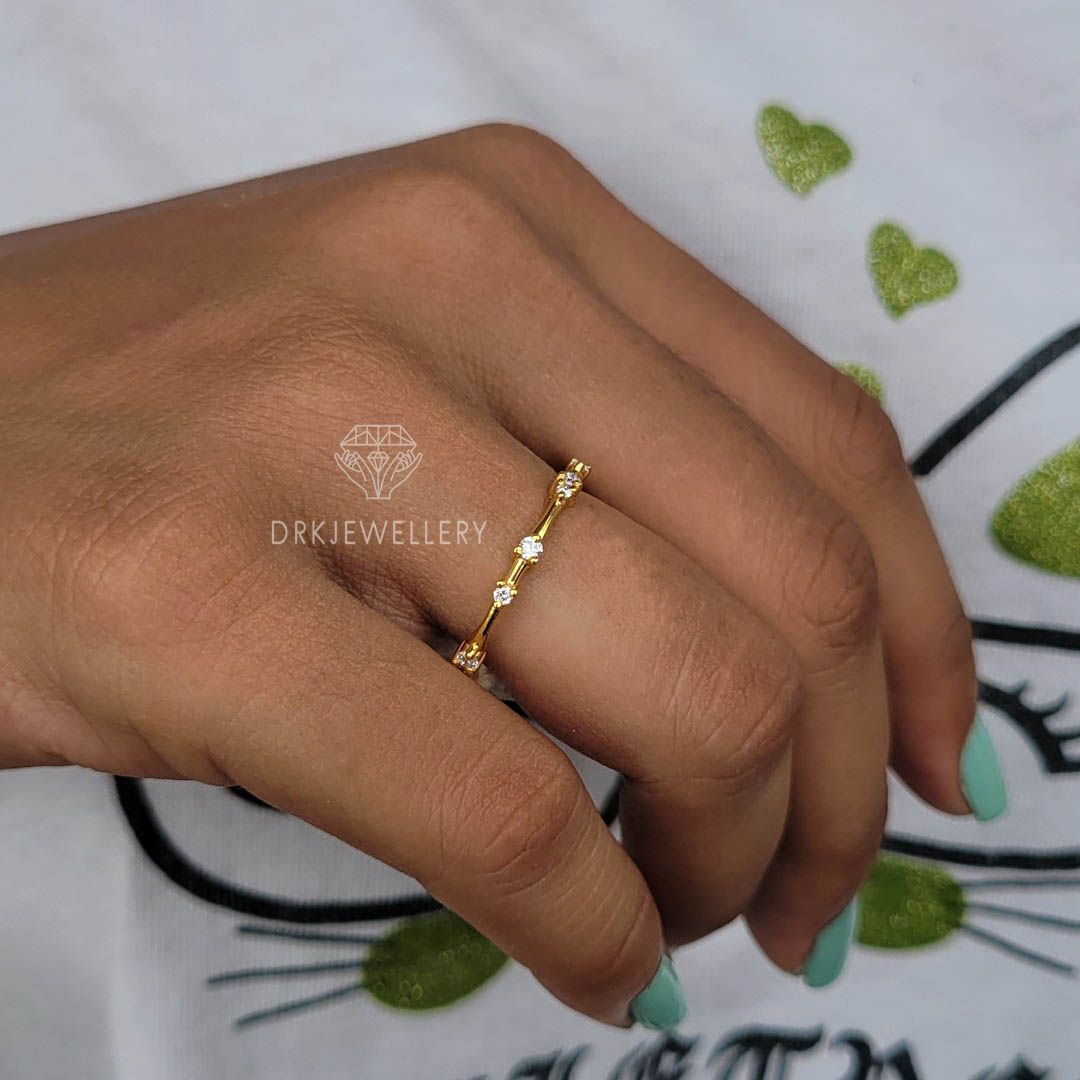 Twig Branch Style Round Diamond 14K Gold Wedding Band