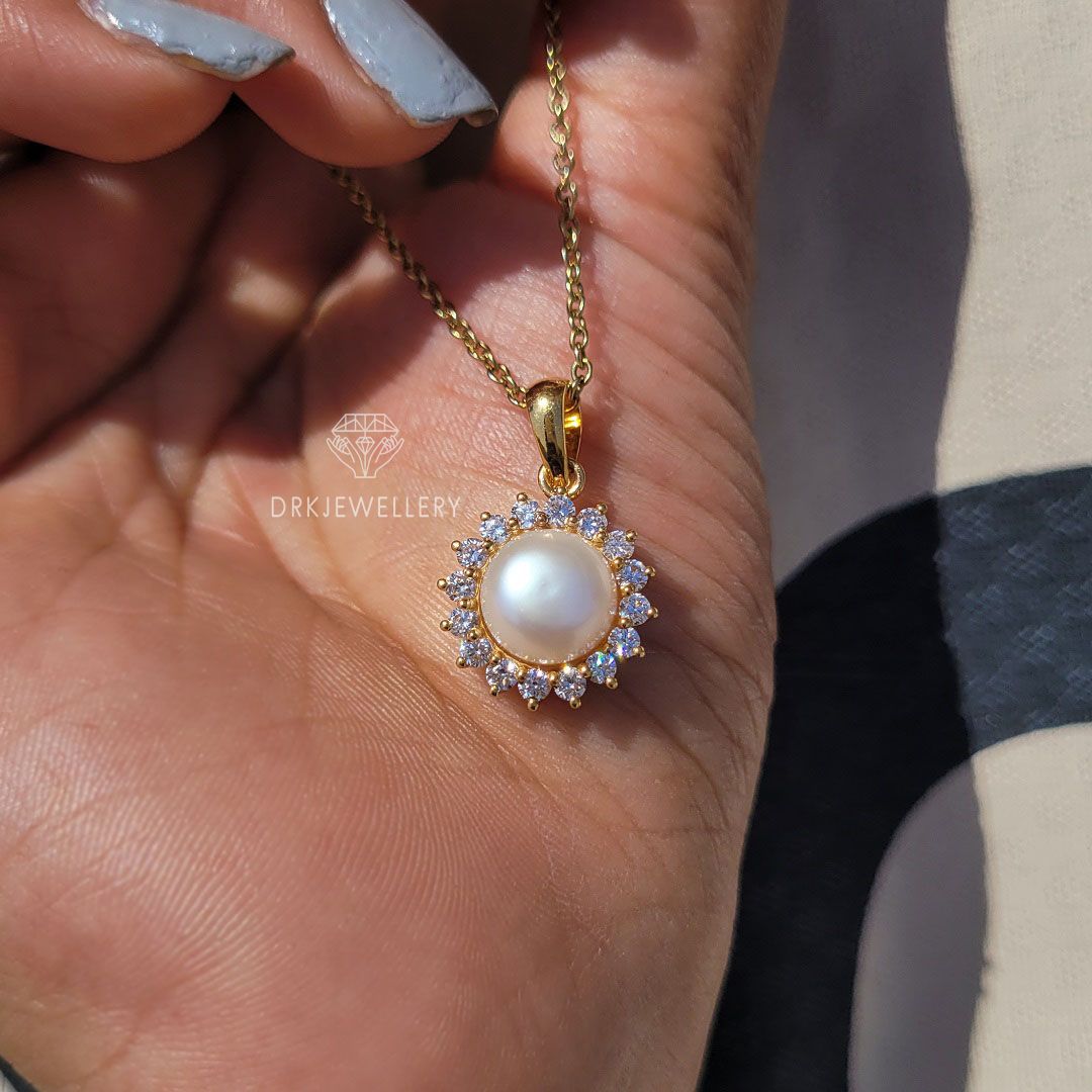 Pearl & Moissanite Halo Pendant With 14K Gold