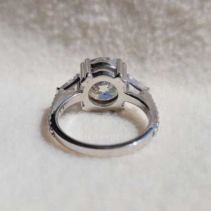 Round Cut Moissanite Three Stone Ring 14K Gold