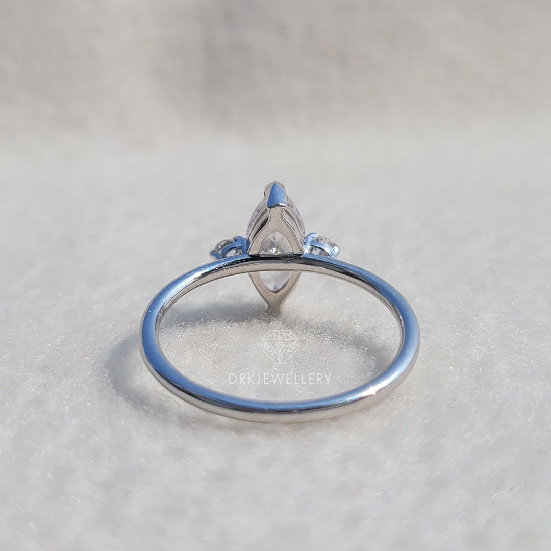 14k white gold ring in gifts