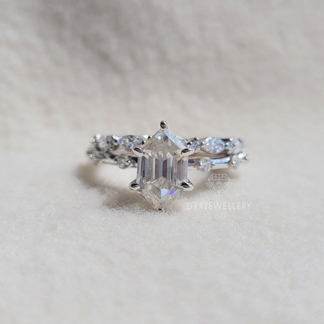 Elongated Hexagon Cut Lab Grown Diamond Ring Set