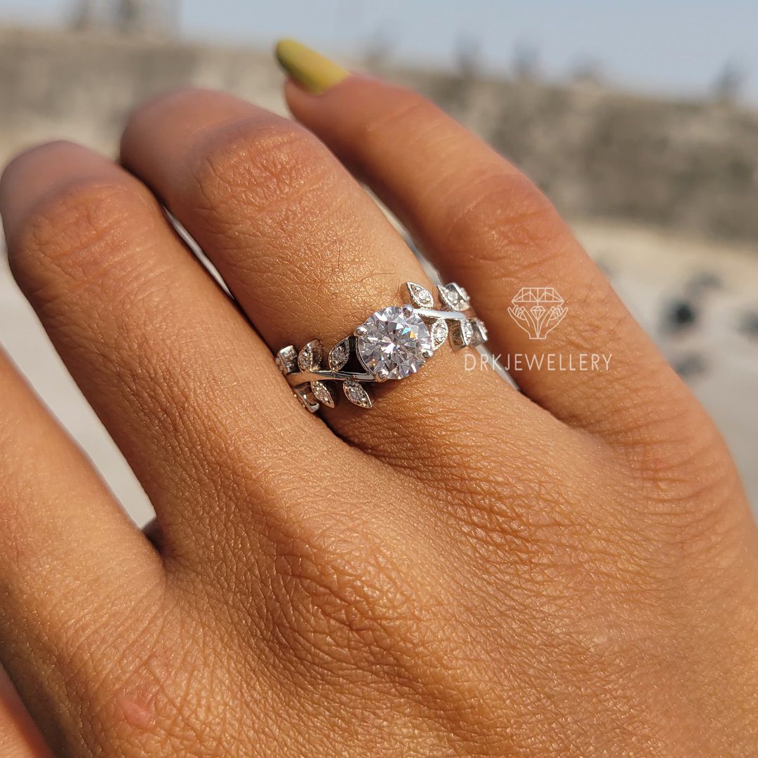 Round cut ring,vintage ring,nature inspired ring,leaf style ring,white gold ring,gifta for her