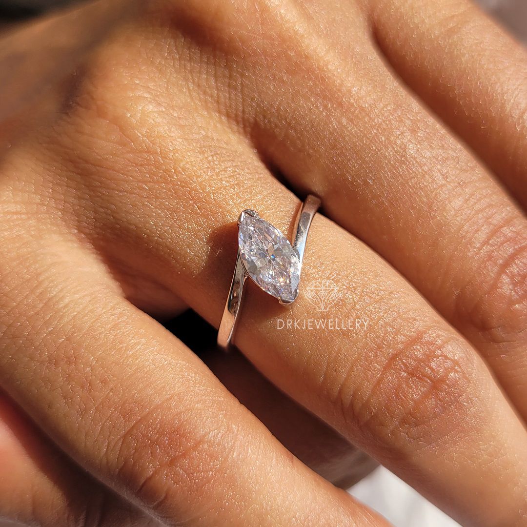 Italian style ring,marquise cut ring,white gold ring,bypass setting ring,soliaire ring,gifts for her, v shape prong, ring for her