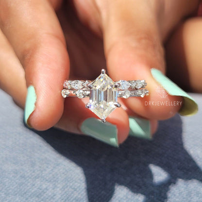 Elongated Hexagon Cut Lab Grown Diamond Ring Set
