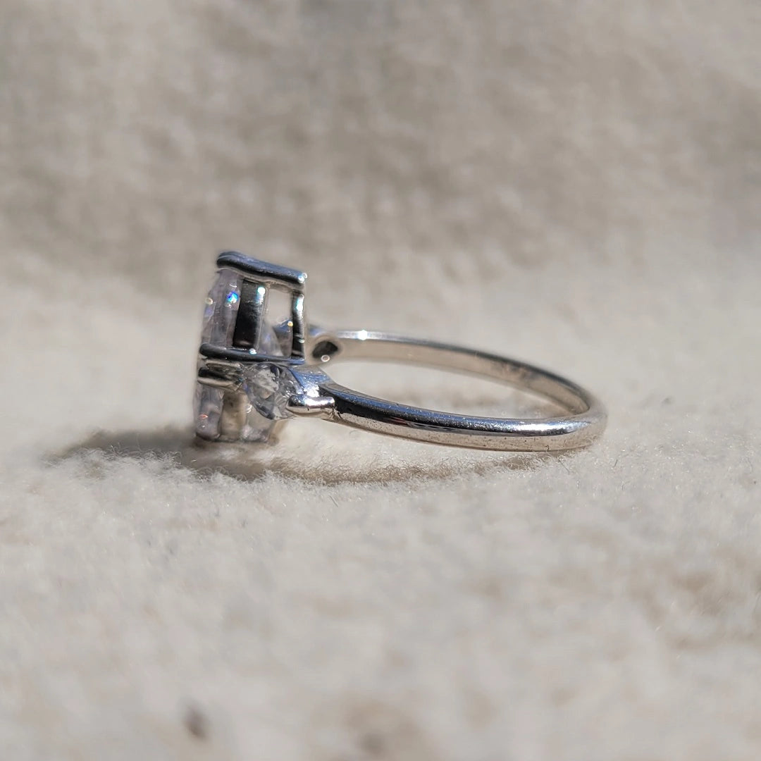 Three Stone Oval cut Moissanite 14K Gold Ring