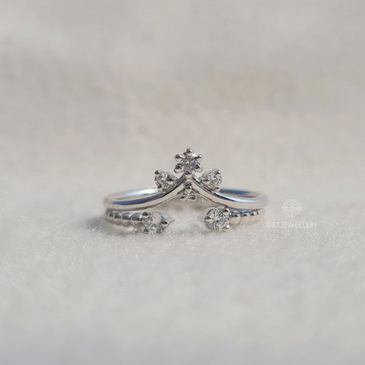 Round cut lab grown diamond crown style Ring with open gap band