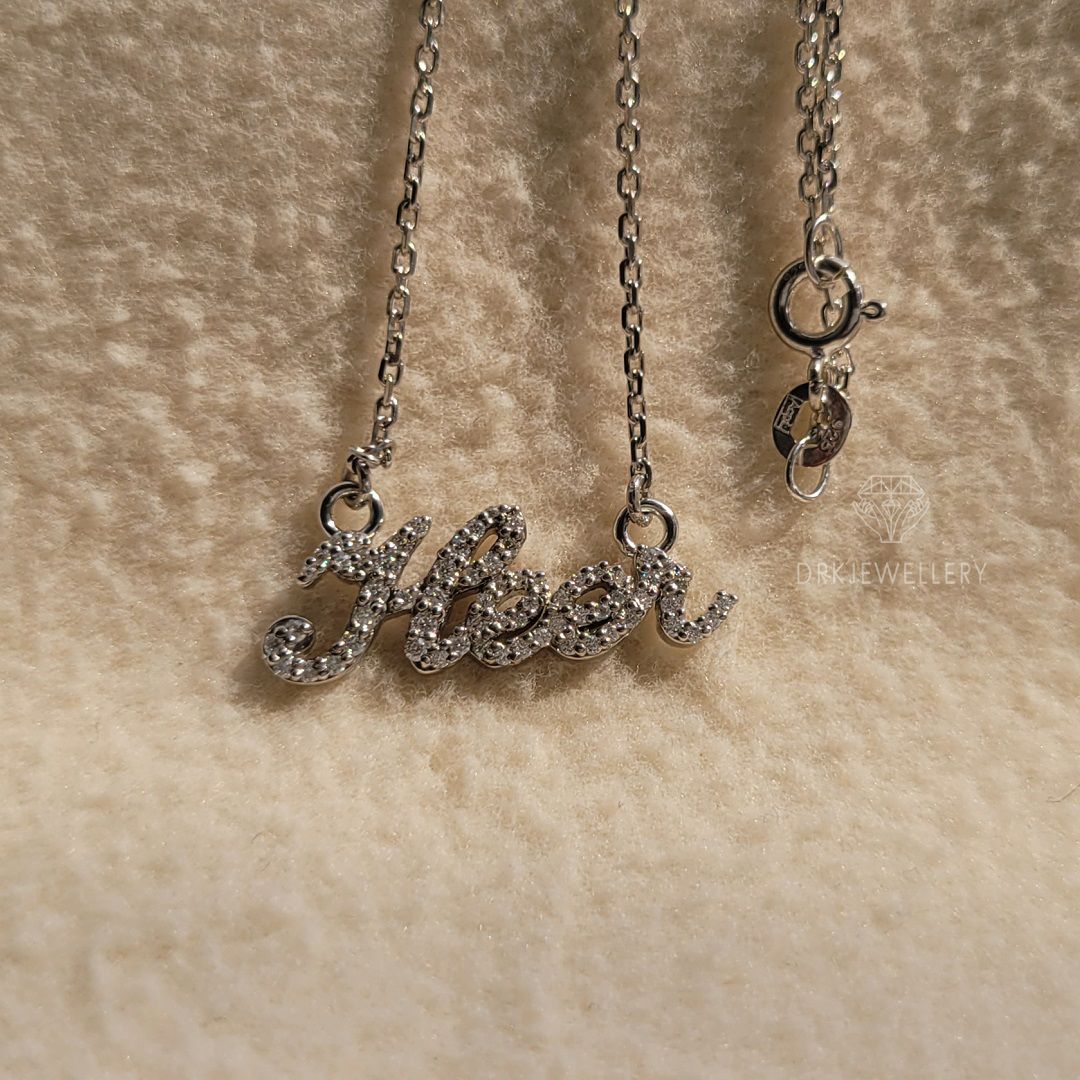 HEER name necklace in gifts