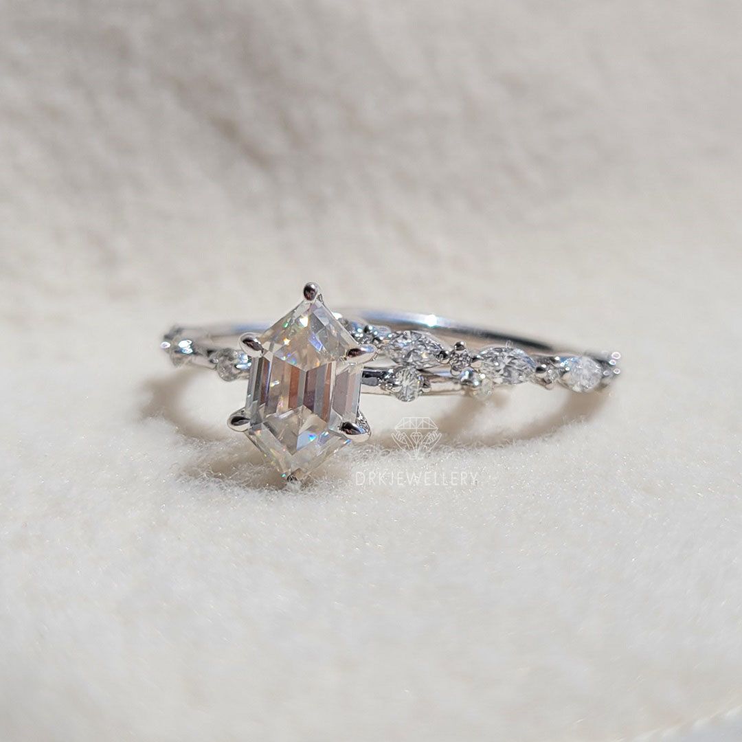 Elongated Hexagon Cut Lab Grown Diamond Ring Set