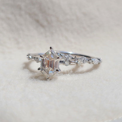 Elongated Hexagon Cut Lab Grown Diamond Ring Set