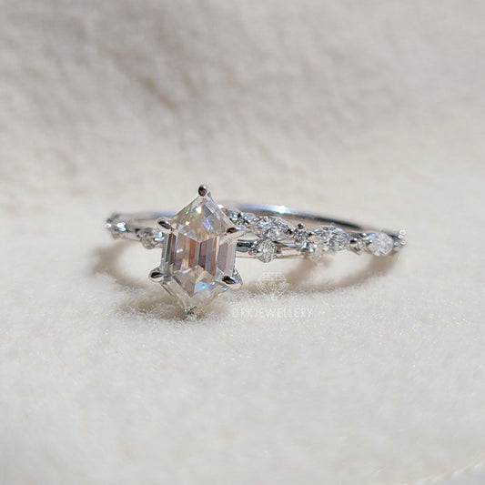 Elongated Hexagon Cut Lab Grown Diamond Ring Set